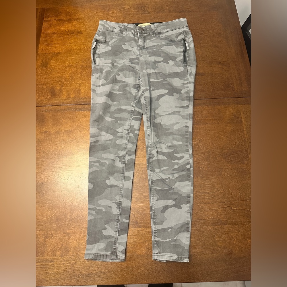 Democracy Camouflage Skinny Jeans